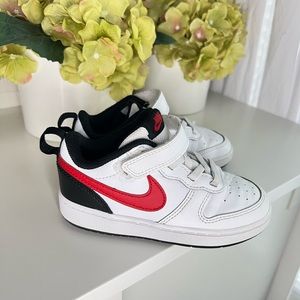Toddler Nike sneaker